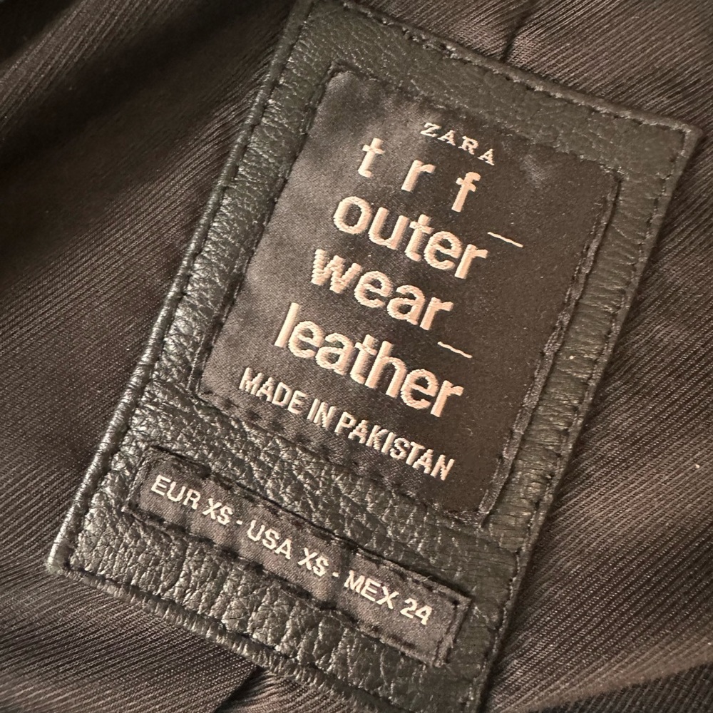 100% Leather Jacket - image 3